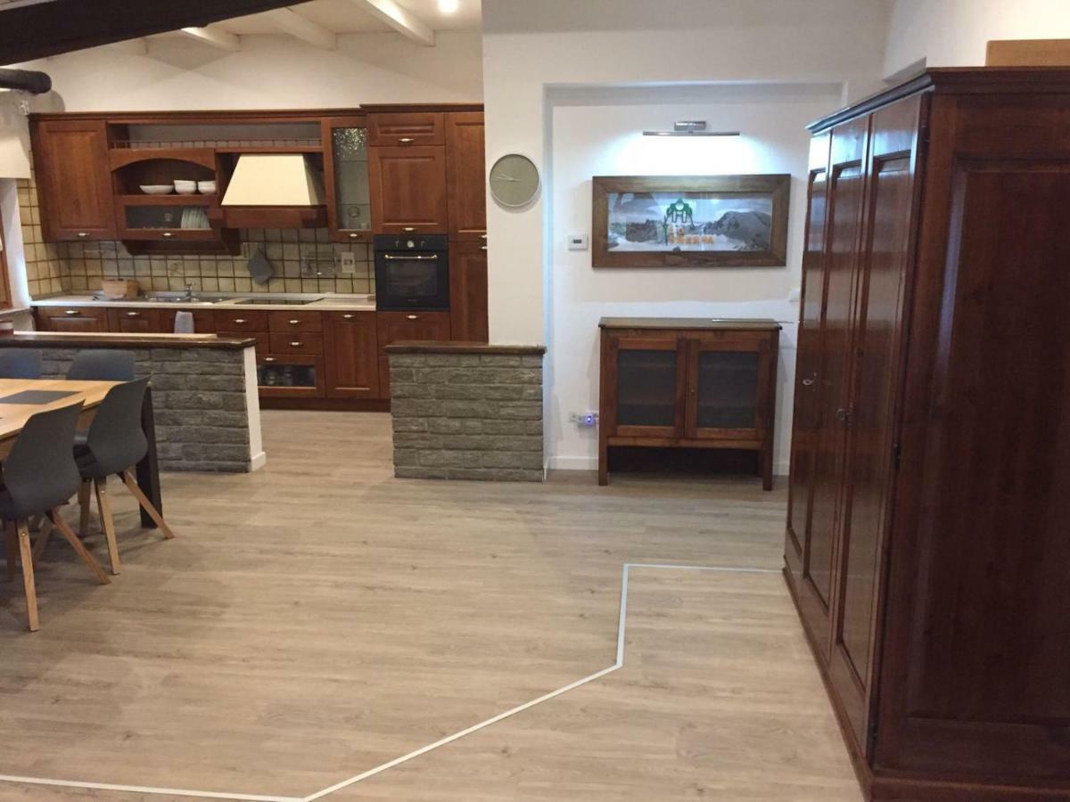 Lo Sherpa Holiday Home Aosta Exterior photo